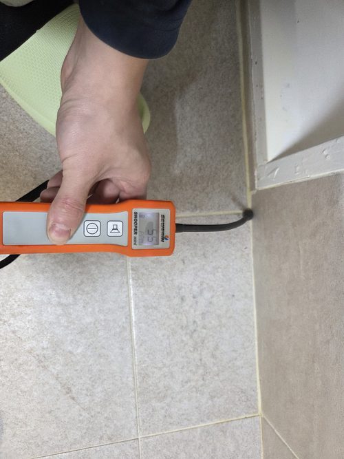 아파트 거실 천장 누수 중원구 누수탐지 아파트 거실 천장 누수