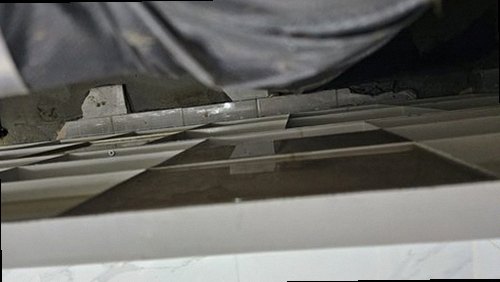 오산 누수탐지 천장에 번진 누수 얼룩과 주변 습기 상태