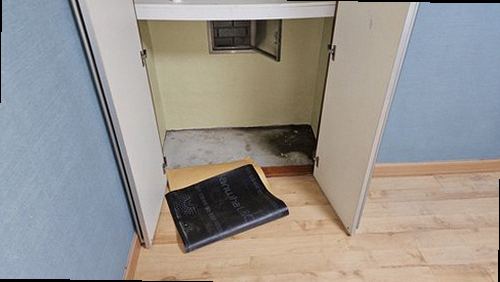 사상구 누수탐지 압력 게이지와 청음 장비로 배관 누수 위치를 확인하는 과정