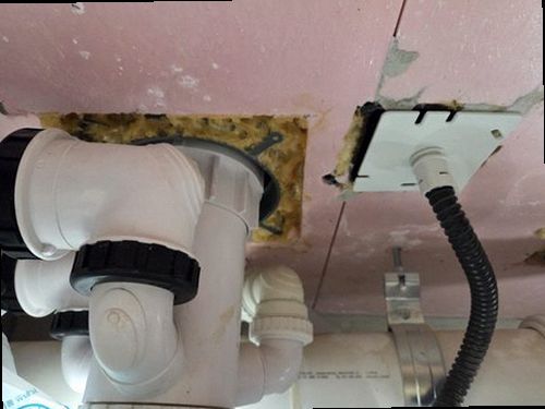 마포구 누수탐지 누수 보수와 건조 후 깨끗하게 복원된 싱크대 벽면