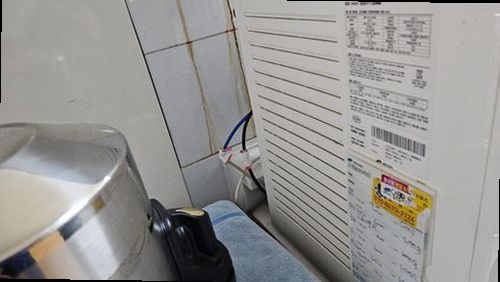 영등포구 누수탐지 천장과 벽면에 나타난 누수 흔적을 확인하는 현장