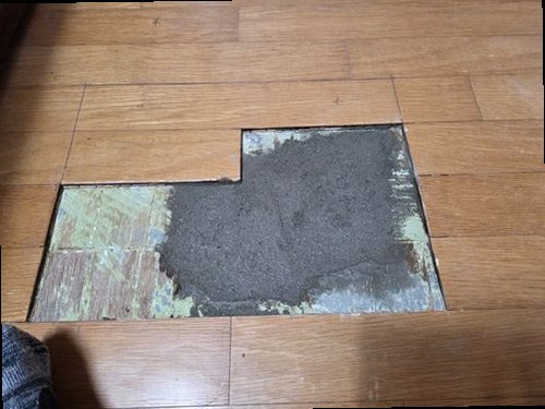 노원구 누수탐지 수도계량기 별침과 보일러 배관을 확인하는 현장 점검 모습