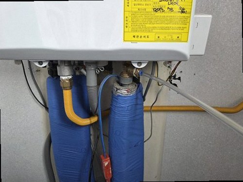 용산구 누수탐지 베란다 바닥과 창틀 주변 누수 점검 위치