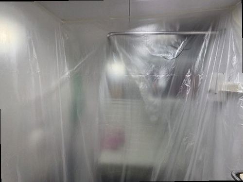 서해구·검단구 누수탐지 누수 위치를 확인하기 위해 청음 탐지와 수분 측정을 진행하는 모습