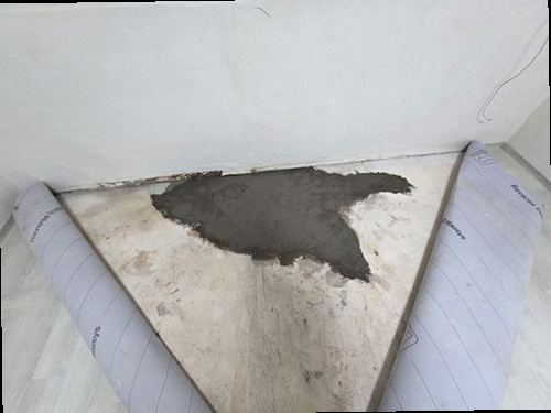 서해구·검단구 누수탐지 수도계량기 별침과 잠금 밸브를 확인하는 모습