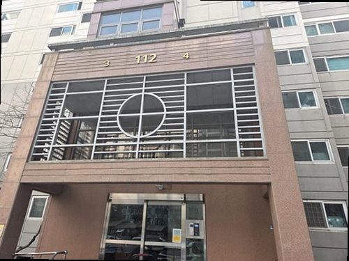 대전 중구 누수탐지 욕실 바닥과 아래층 천장 피해 위치를 확인하는 현장 점검