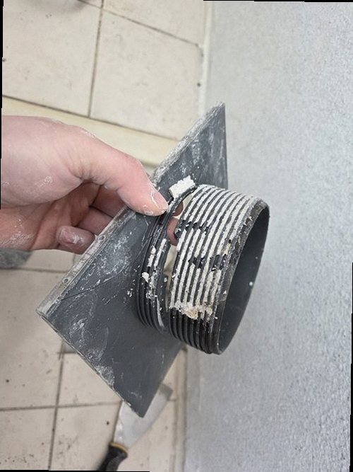 세종시 누수탐지 공압 검사와 청음 장비로 배관 상태를 확인하는 현장