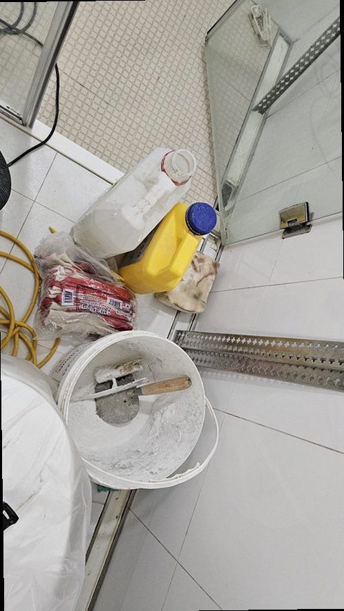 원미구 누수탐지 천장 얼룩과 바닥 습기를 확인하는 누수 점검 현장