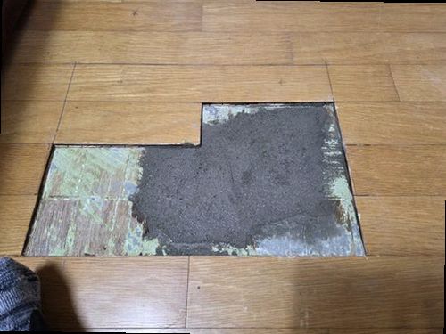 천안시 서북구 누수탐지 백석동 누수탐지 위층주방누수 주방 천장에 번진 물자국의 원인