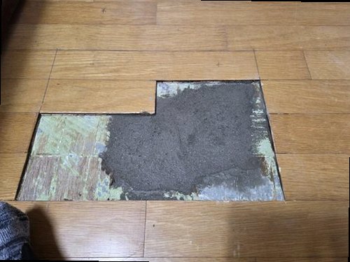관악구 누수탐지 누수 점검을 위해 계량기와 배관 압력을 확인하는 과정
